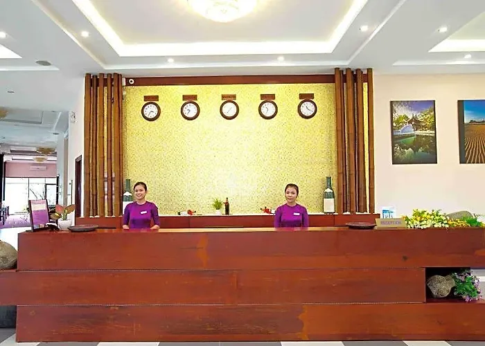Blue Bay Mui Ne & 4*