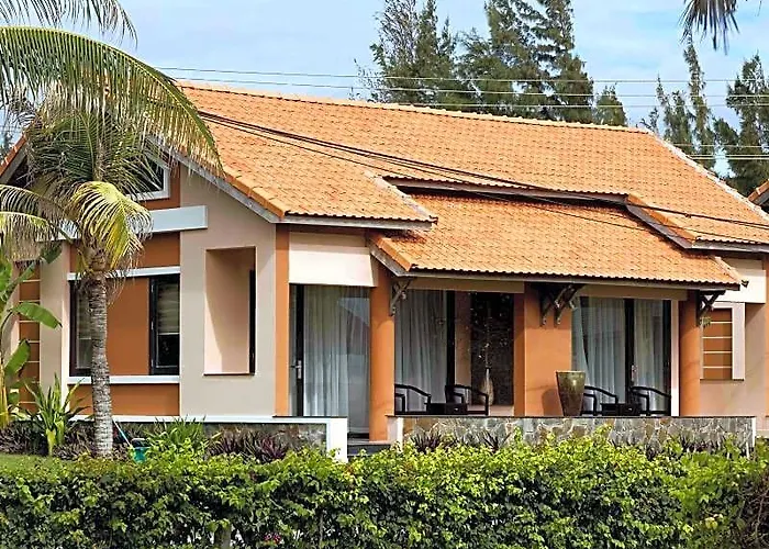 Khu nghỉ mát Blue Bay Mui Ne & 4*