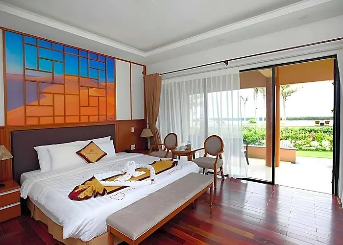 Khu nghỉ mát Blue Bay Mui Ne & 4*