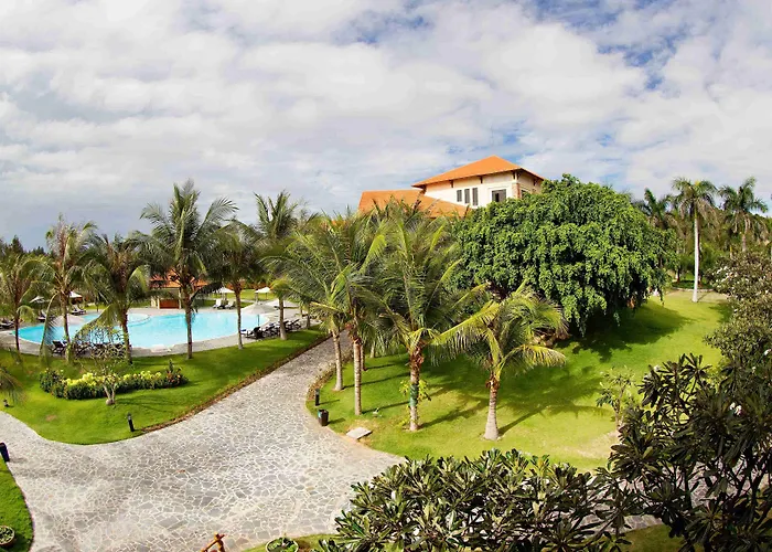 Blue Bay Mui Ne & Khu nghỉ mát 4*