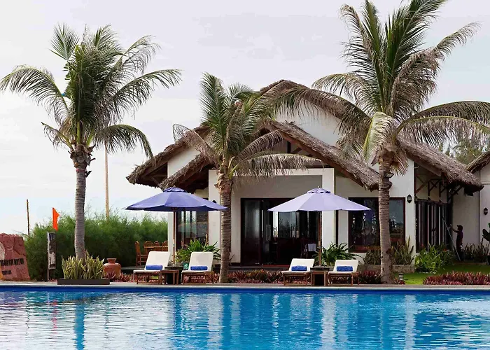 Blue Bay Mui Ne & 4*